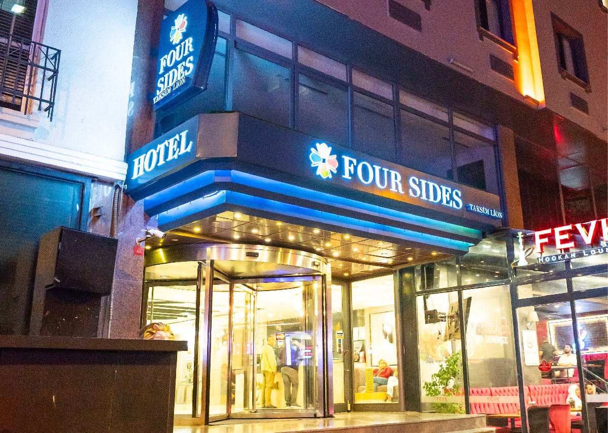 FOUR SIDES LION TAKISM